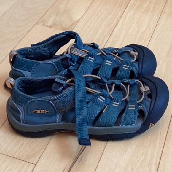 Keen Boys Newport H2 Shoes Sandals Sports Outdoors Size 6 Green - Picture 15 of 16